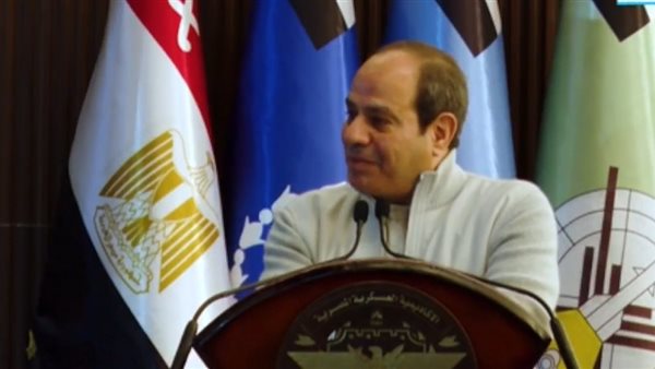 الرئيس السيسي: الدولة لا تبيع الطاقة بسعرها الحقيقي للمصريين