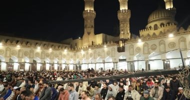 مواقيت الصلاة اليوم.. موعد أذان العشاء السبت وصلاة التراويح 15 رمضان بالمحافظات