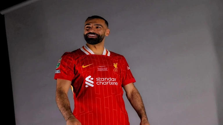 “دعاء والدته والسيلفي”.. عادات محمد صلاح قبل وبعد المباريات